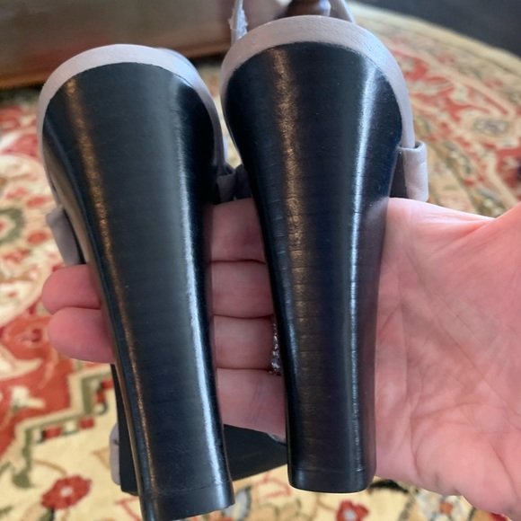 🌹4/$30 COLIN STUART leather strappy sandals - Picture 7 of 9